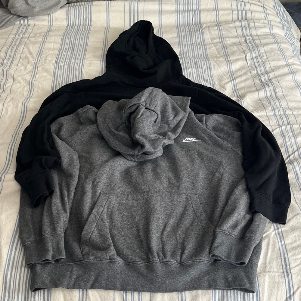 2 NIKE FUNNEL NECK HOODIES